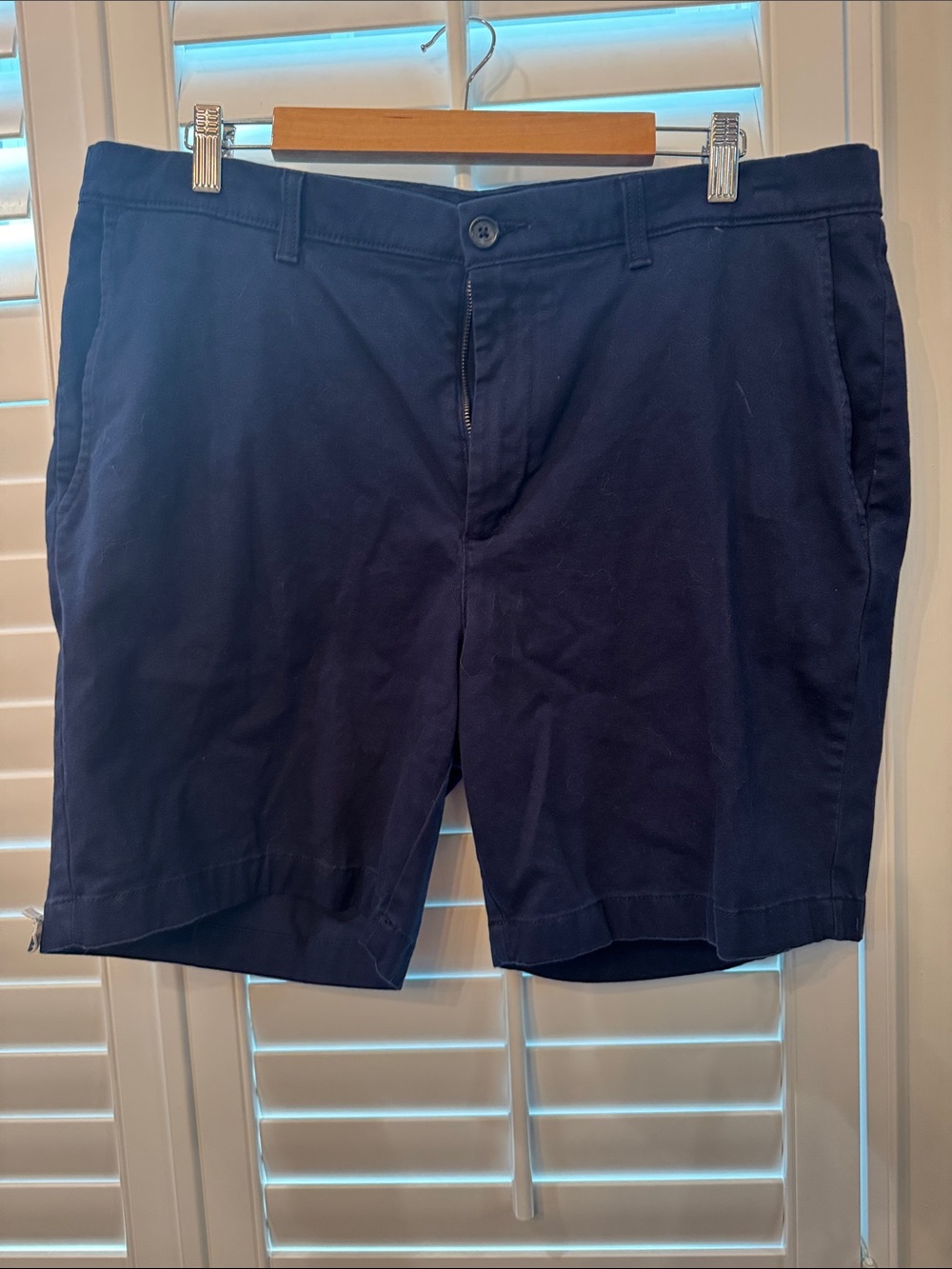 Roundtree & Yorke Navy Flat Front Cotton Blend Shorts